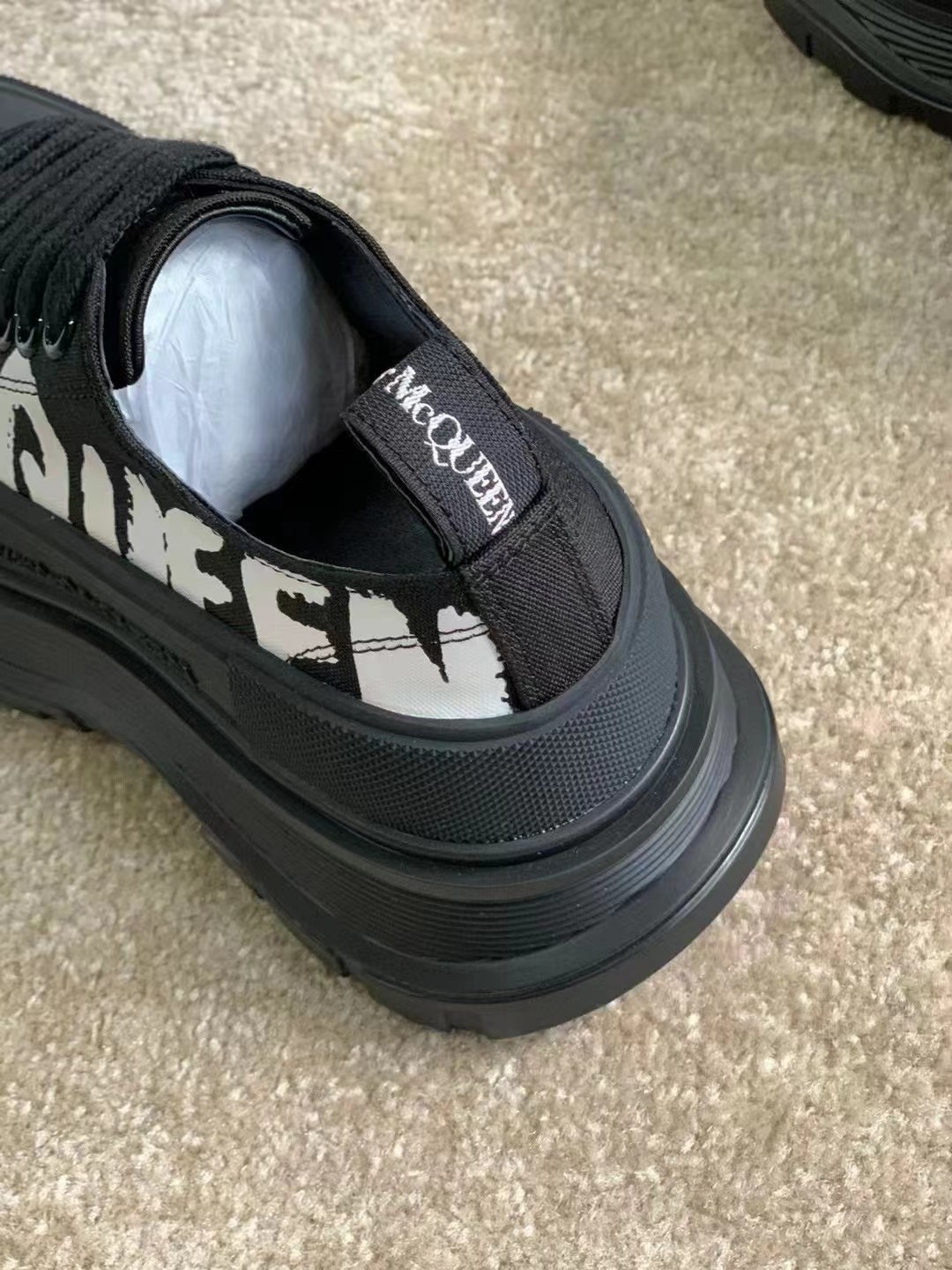 Alexander McQueen Shoes(AAA)-162