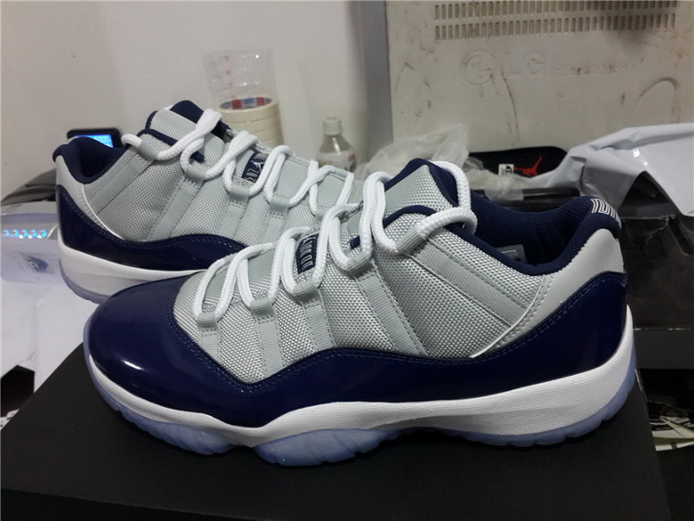 Air Jordan 11 Retro-070