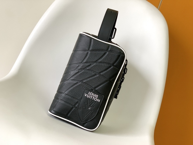 LV Handbags AAAA(Men)-154