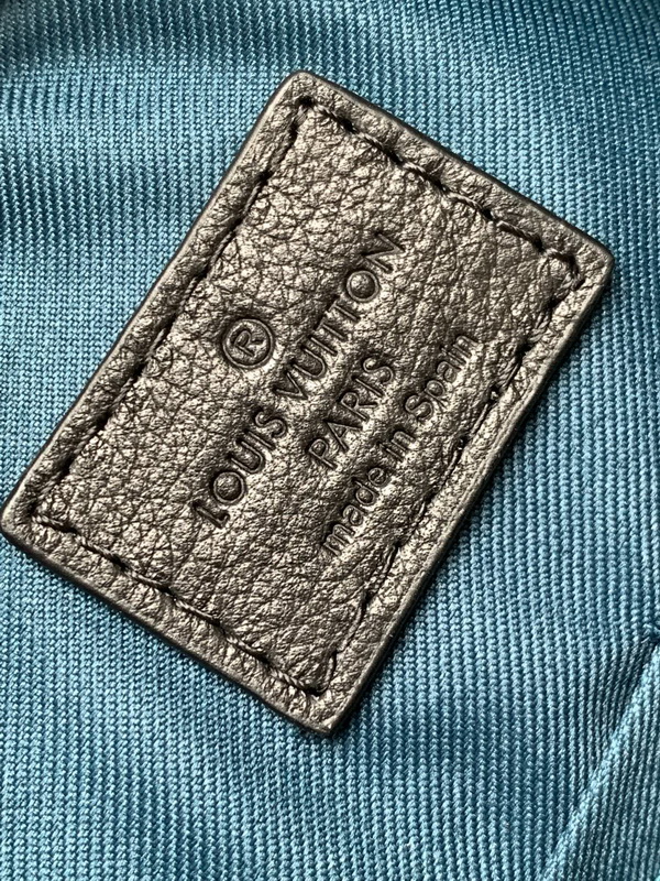 LV Handbags AAA(Men)-209