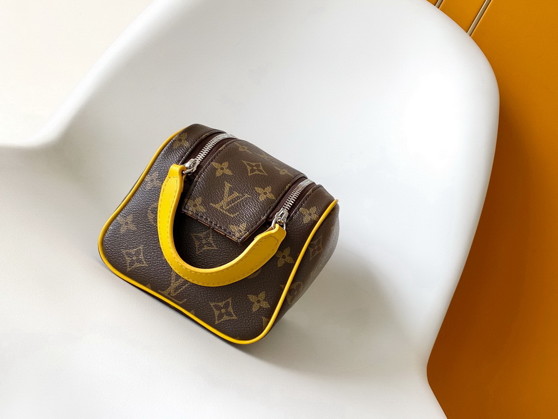 LV Bag-NFC(AAA)-030