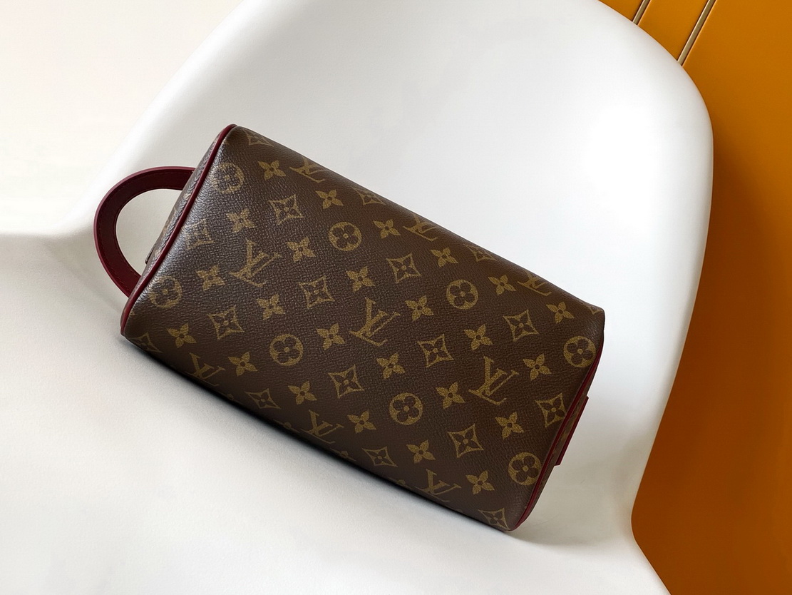 LV Bag-NFC(AAA)-033