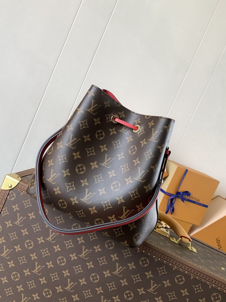 LV Bag-NFC(AAA)-133
