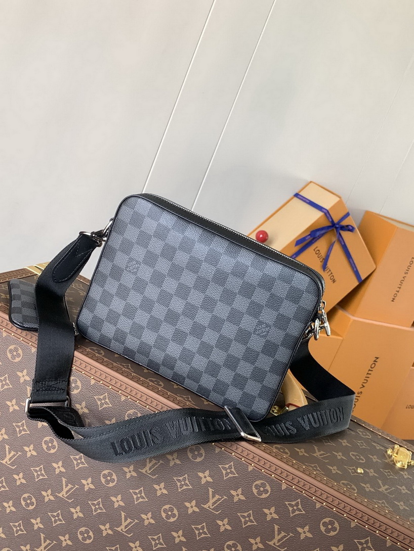 LV Bag-NFC(AAA)-144