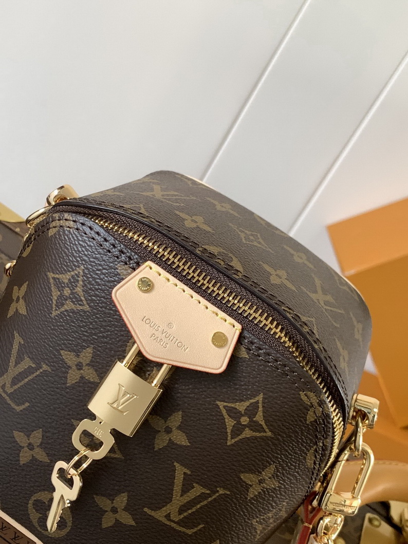 LV Bag-NFC(AAA)-161