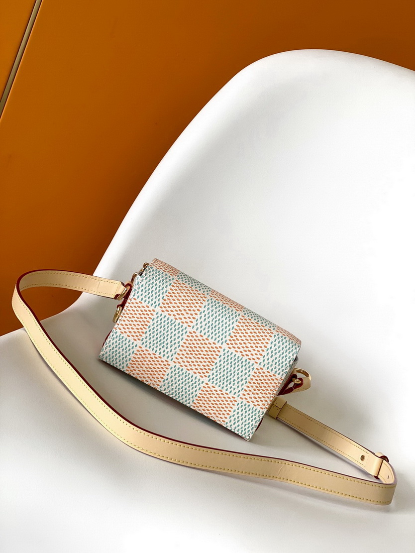 LV Bag-NFC(AAA)-217