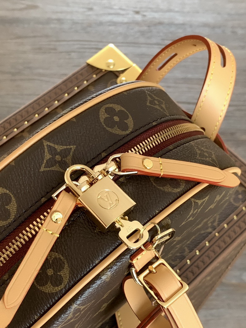 LV Bag-NFC(AAA)-230