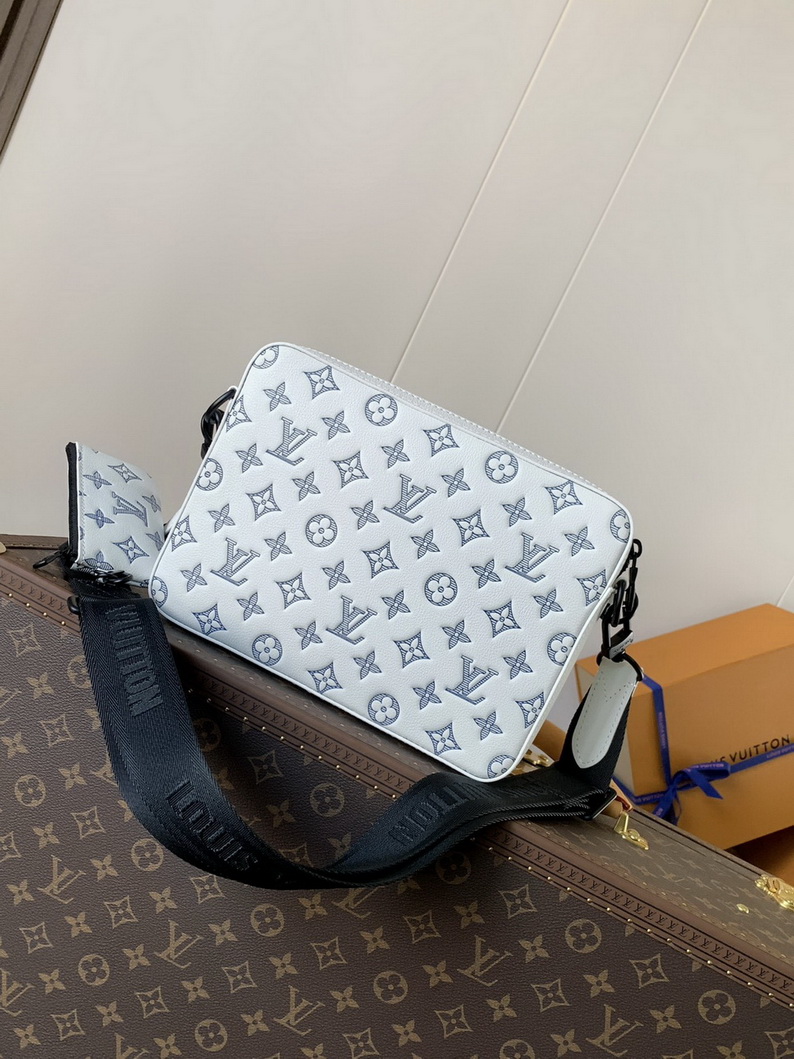 LV Bag-NFC(AAA)-406