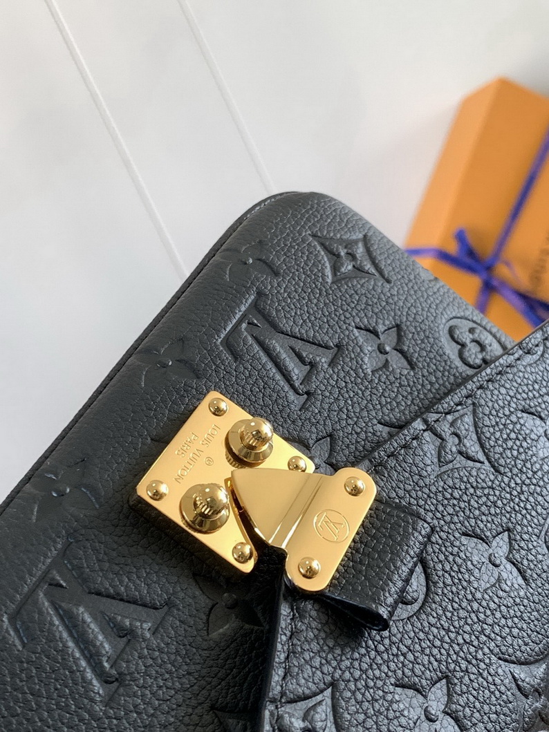 LV Bag-NFC(AAA)-448