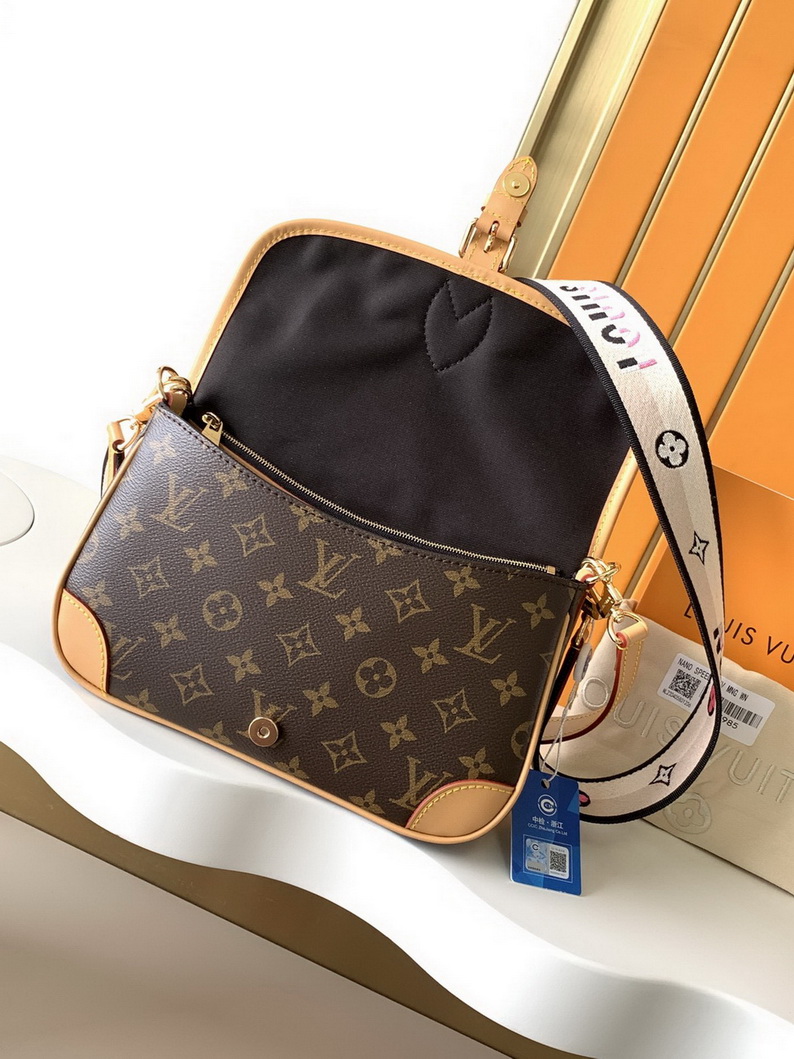 LV Bag-NFC(AAA)-468
