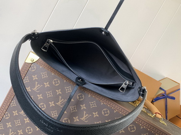 LV Bag-NFC(AAA)-539
