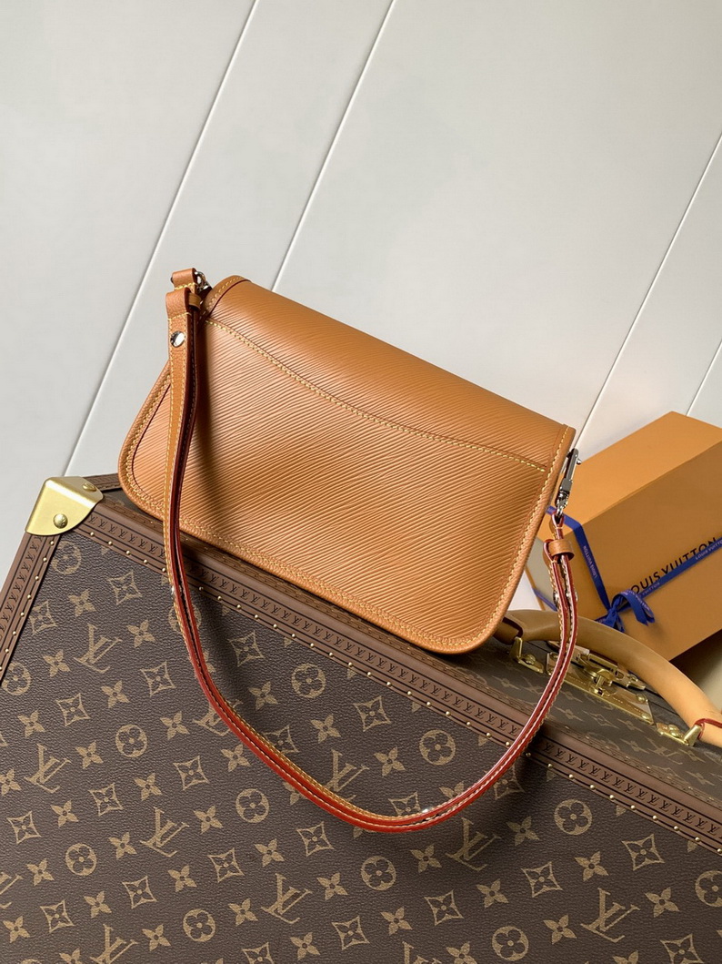 LV Bag-NFC(AAA)-544