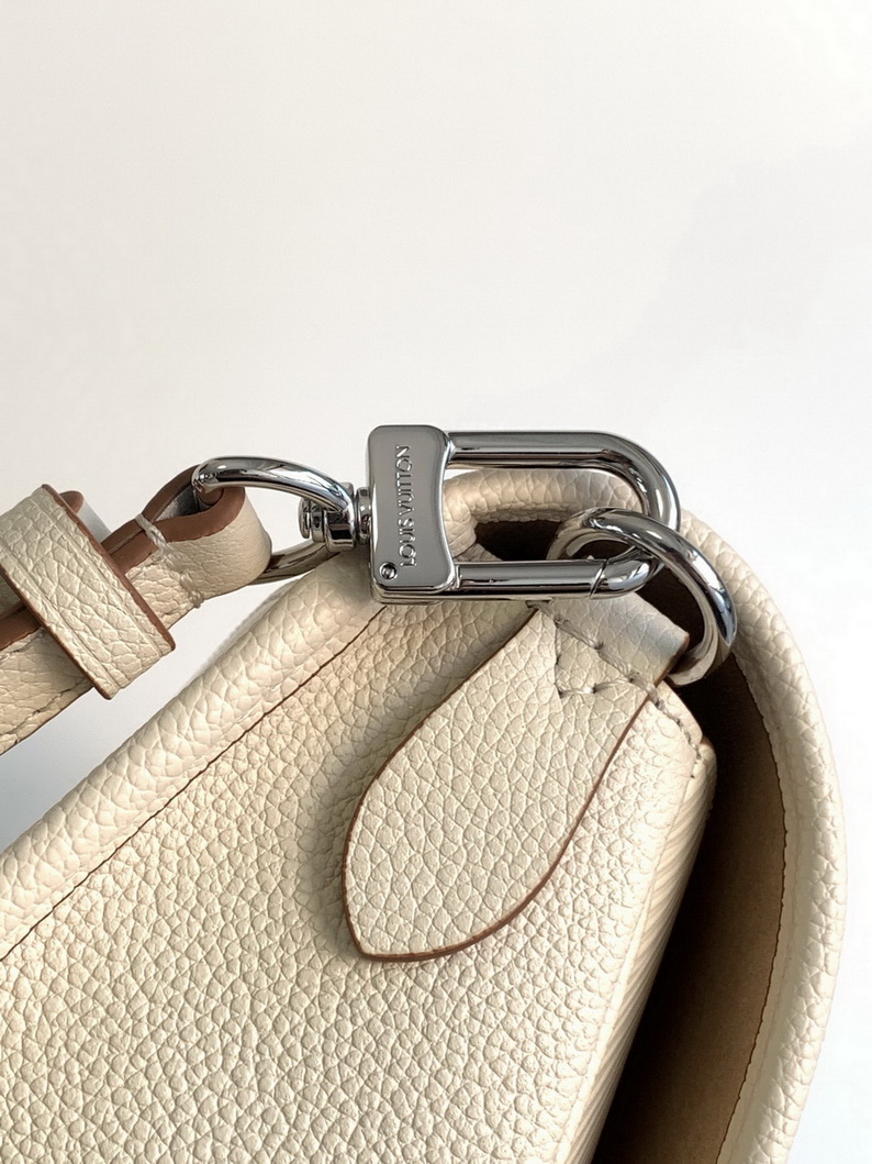 LV Bag-NFC(AAA)-546