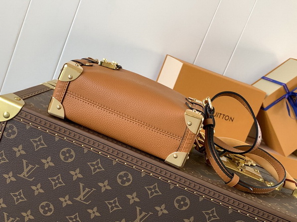 LV Bag-NFC(AAA)-549