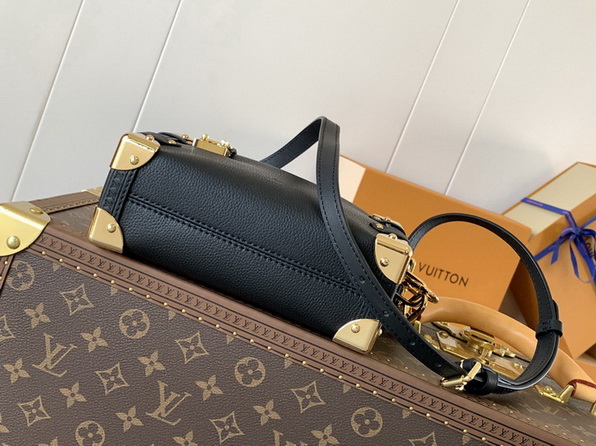 LV Bag-NFC(AAA)-550