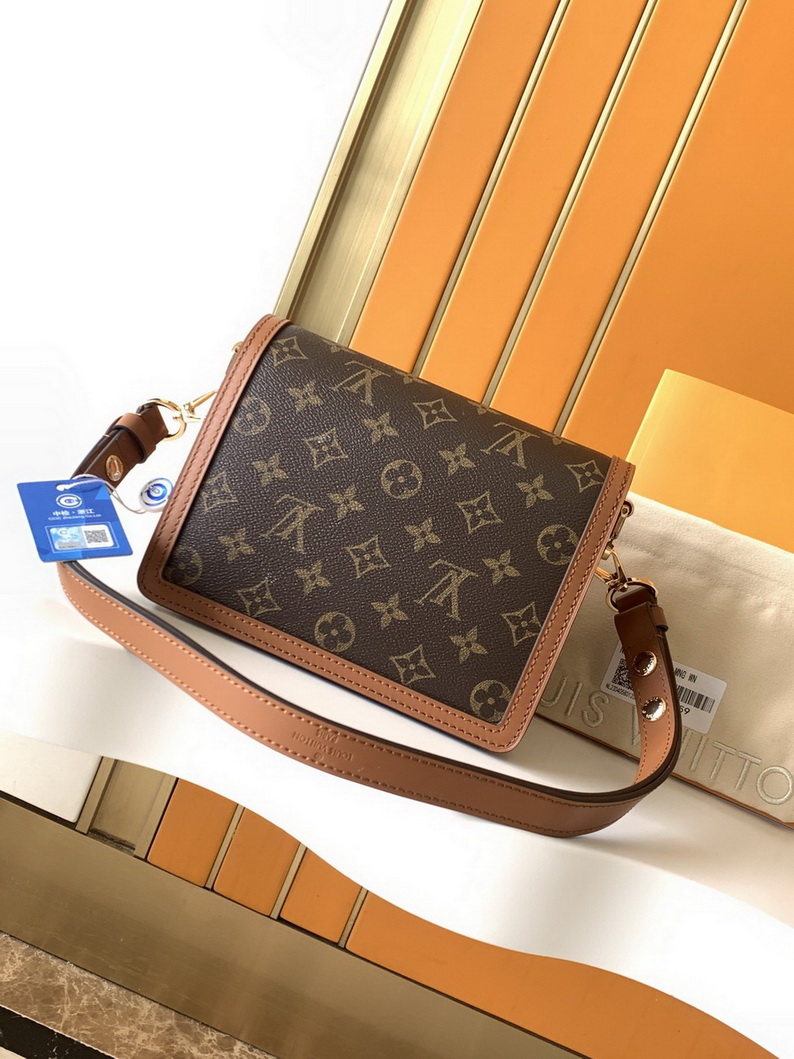 LV Bag-NFC(AAA)-552
