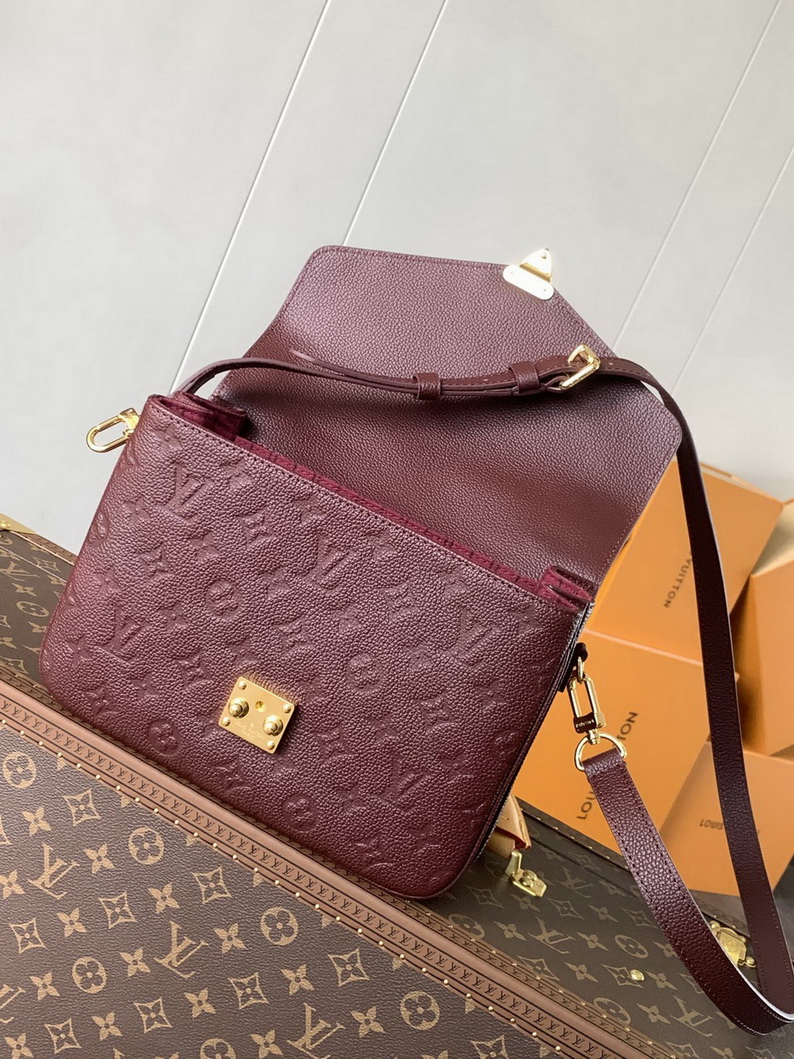 LV Bag-NFC(AAA)-577