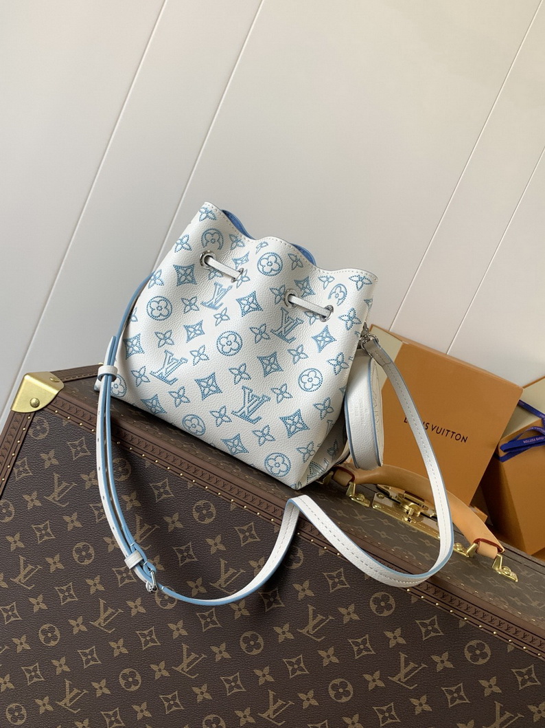 LV Bag-NFC(AAA)-582