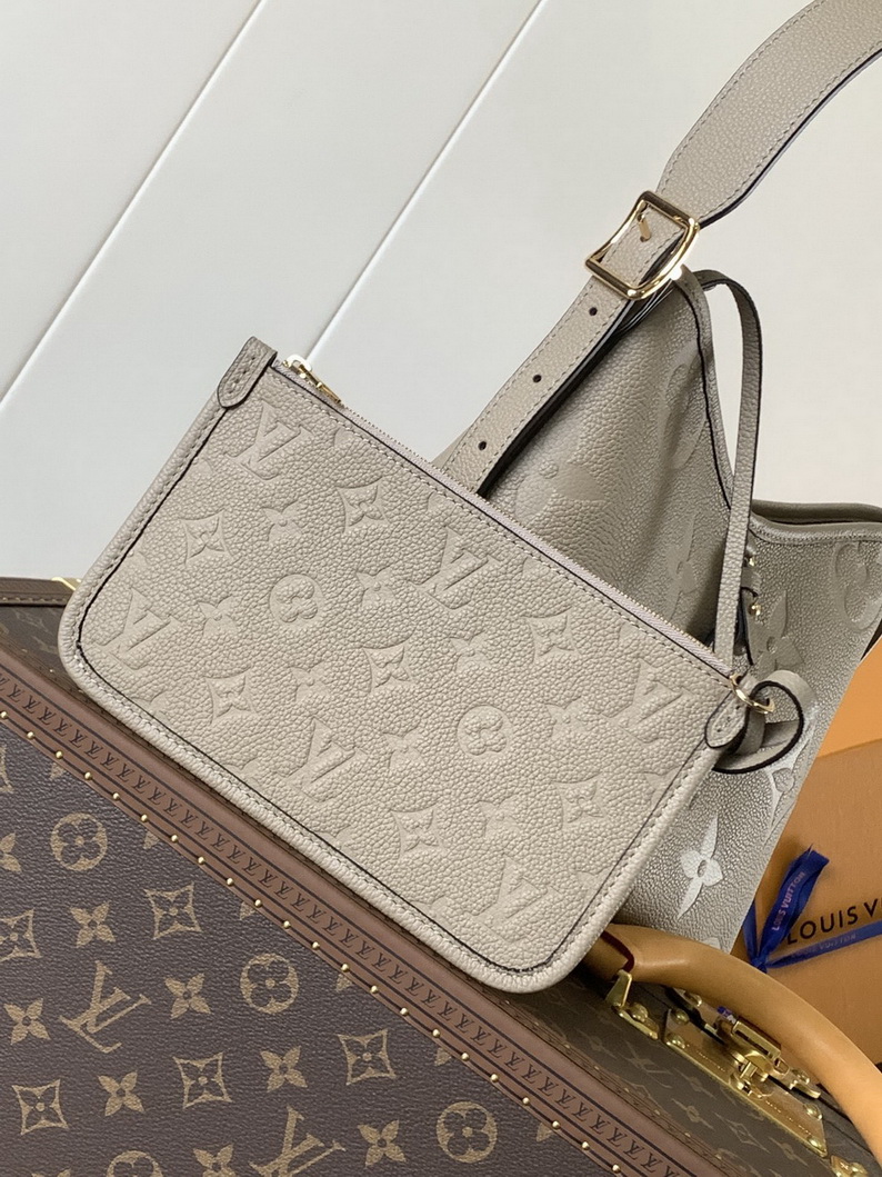 LV Bag-NFC(AAA)-597