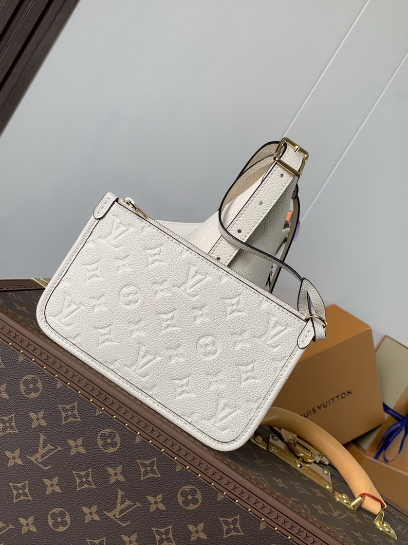 LV Bag-NFC(AAA)-598