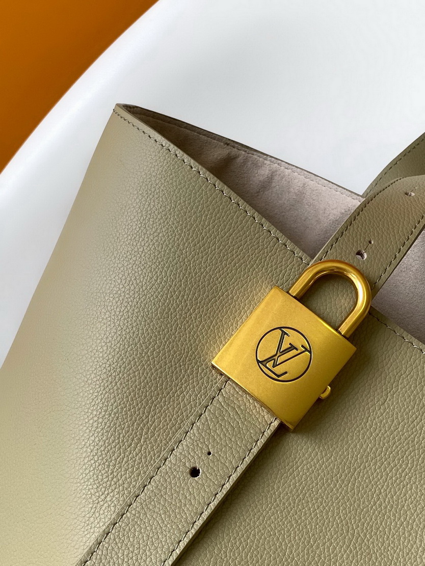 LV Bag-NFC(AAA)-604