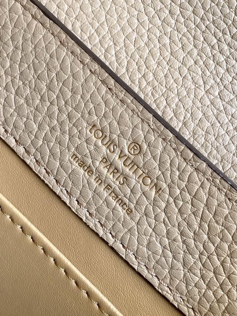 LV Bag-NFC(AAA)-688