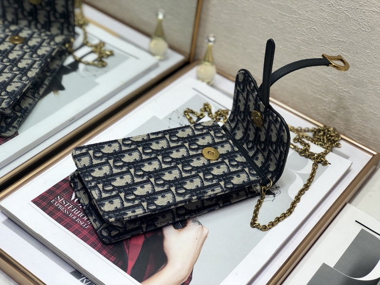 Dior Handbags AAA(Women)-324