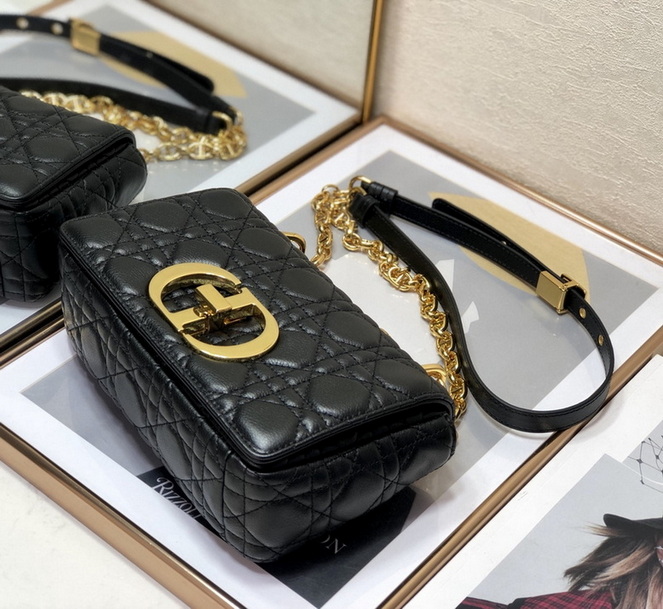 Dior Handbags AAA(Women)-341