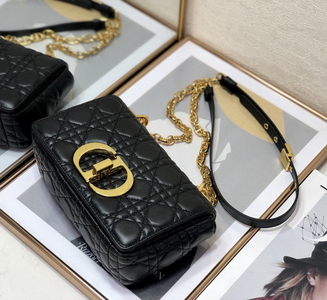 Dior Handbags AAA(Women)-341