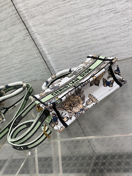 Dior Handbags AAA(Women)-704