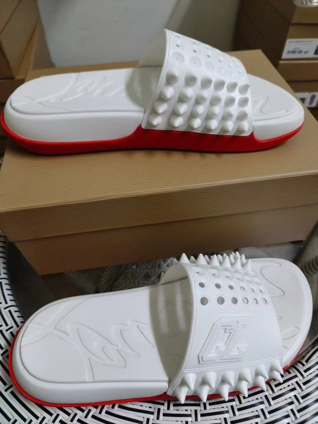 Christian Louboutin Slippers(AAA)-011
