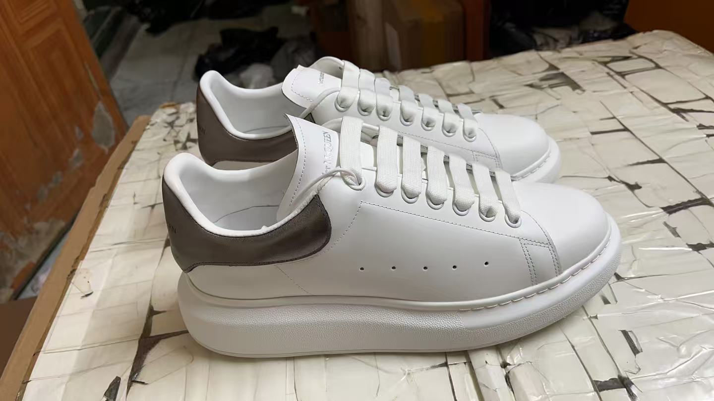 Alexander McQueen Shoes(AAA)-171