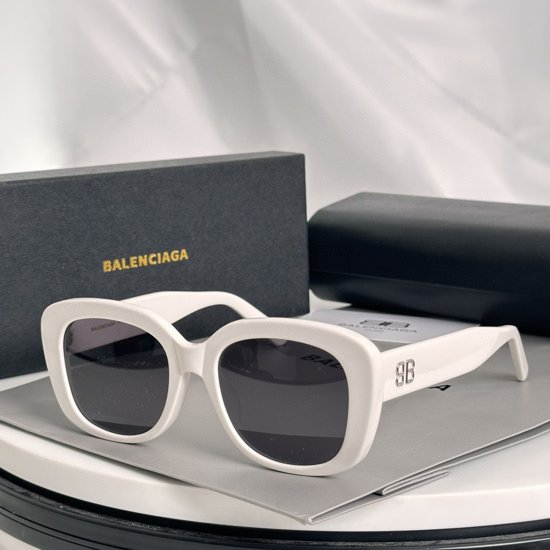 Balenciaga Sunglasses(AAAA)-779