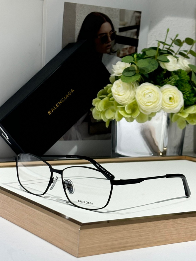 Balenciaga Sunglasses(AAAA)-727