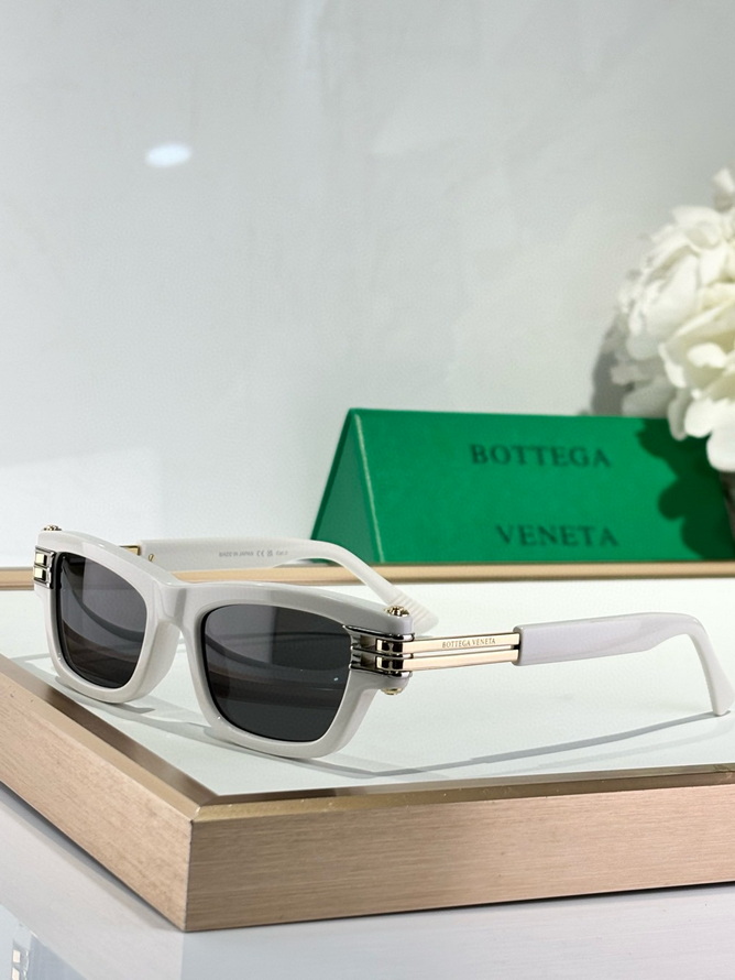 Bottega Veneta Sunglasses(AAAA)-590