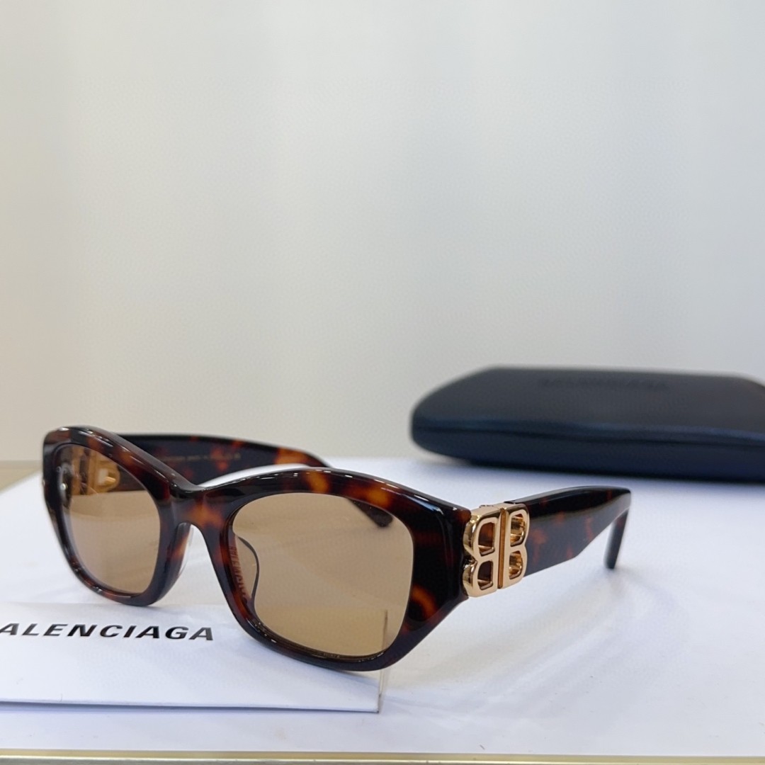 Balenciaga Sunglasses(AAAA)-688
