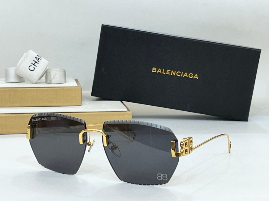 Balenciaga Sunglasses(AAAA)-679