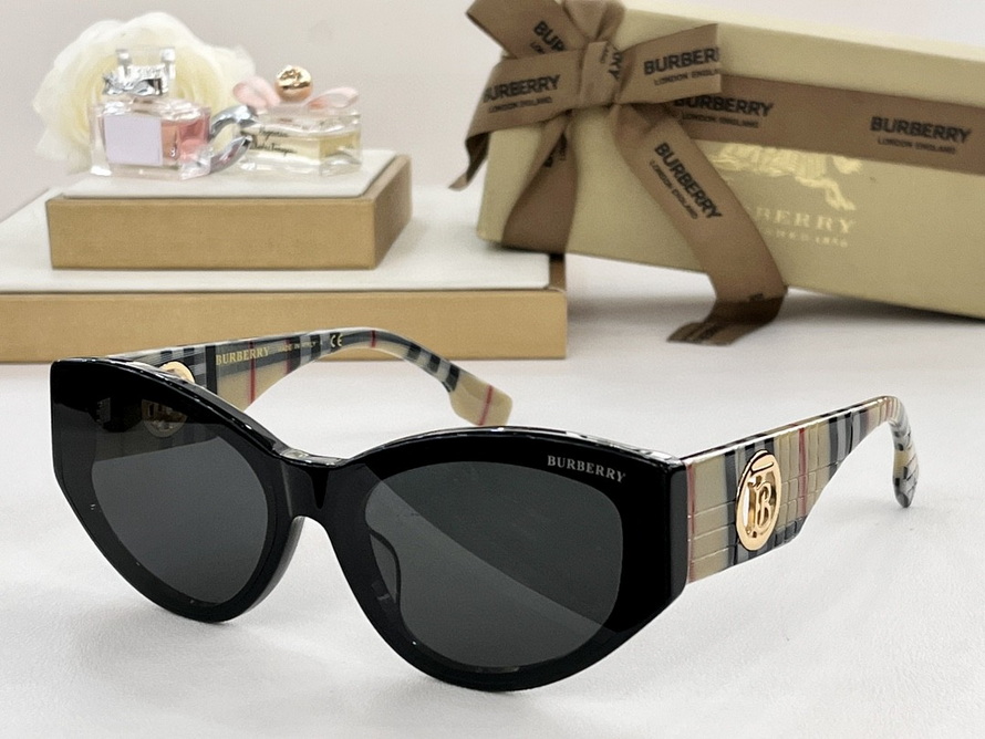 Burberry Sunglasses(AAAA)-1135