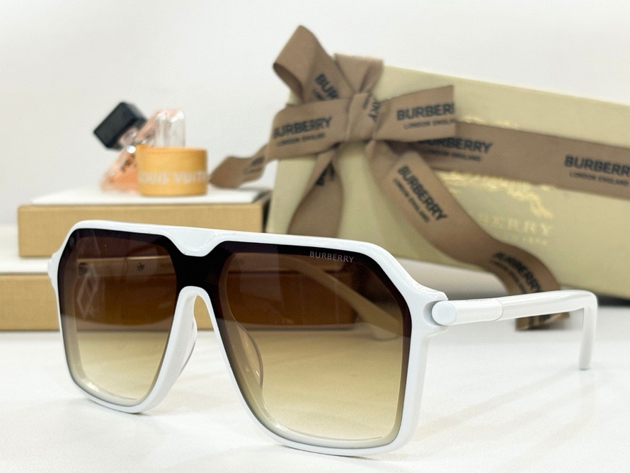 Burberry Sunglasses(AAAA)-1130