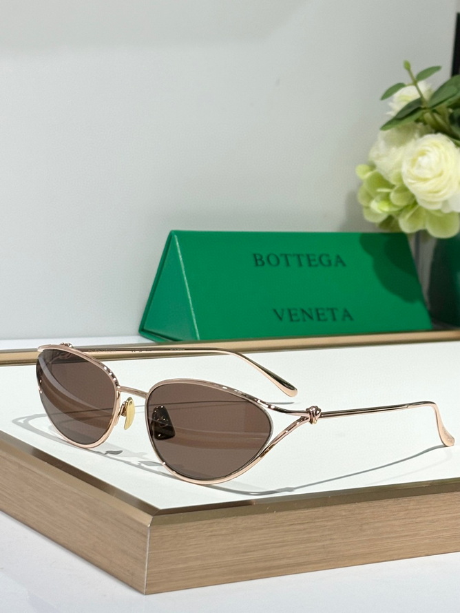 Bottega Veneta Sunglasses(AAAA)-573