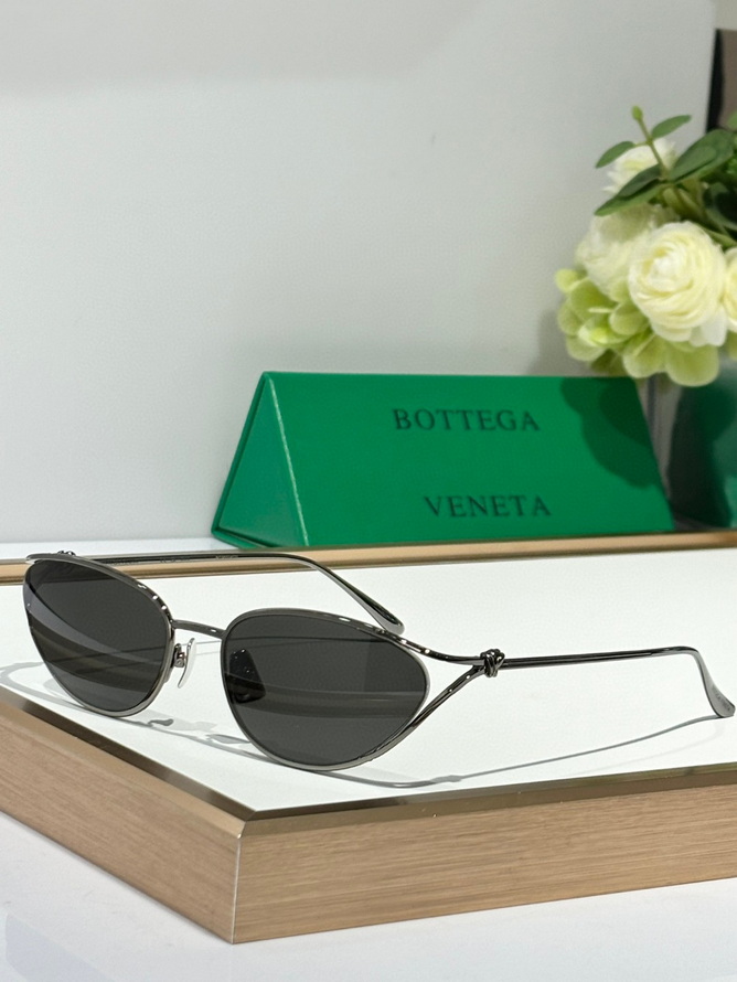 Bottega Veneta Sunglasses(AAAA)-574