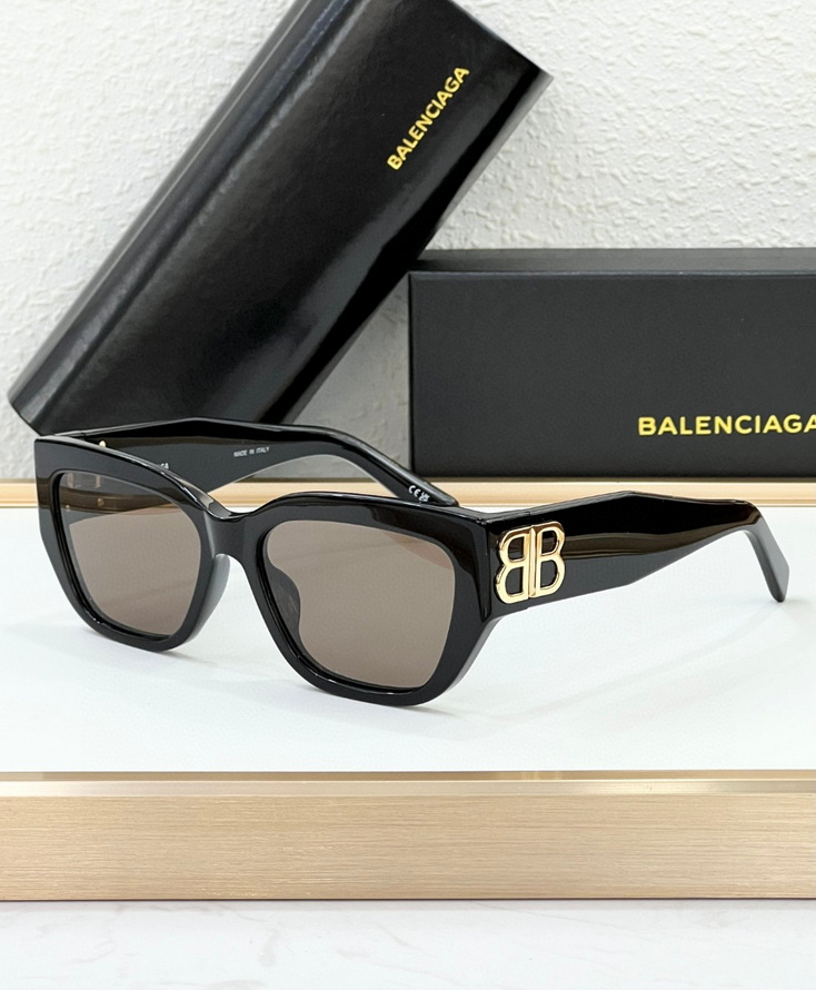 Balenciaga Sunglasses(AAAA)-659