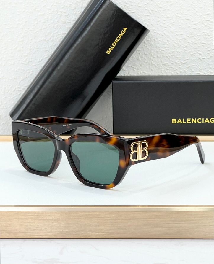 Balenciaga Sunglasses(AAAA)-656