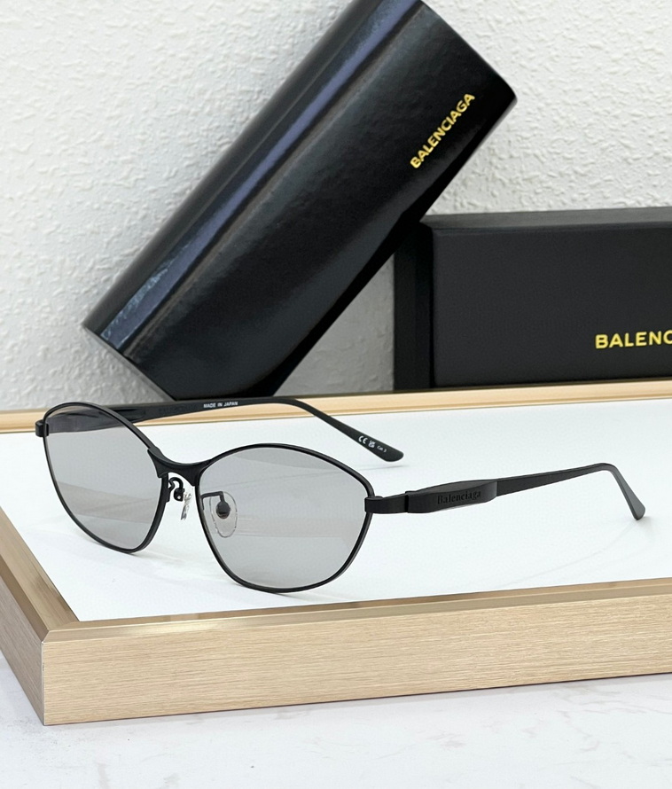 Balenciaga Sunglasses(AAAA)-655