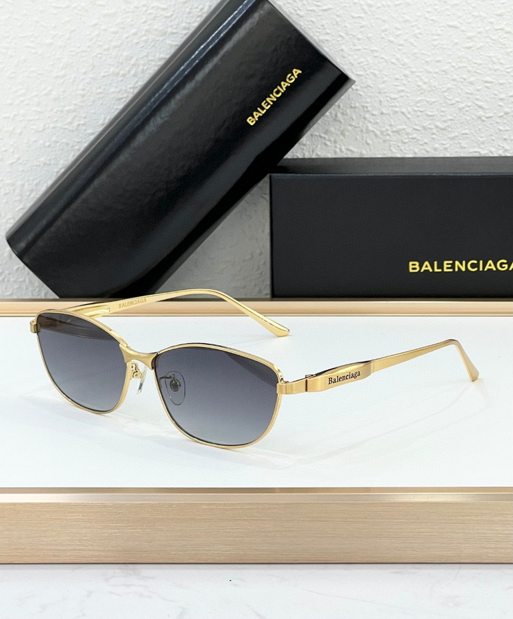 Balenciaga Sunglasses(AAAA)-645