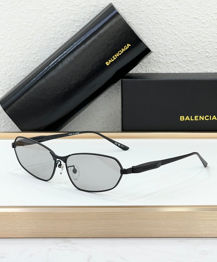 Balenciaga Sunglasses(AAAA)-640