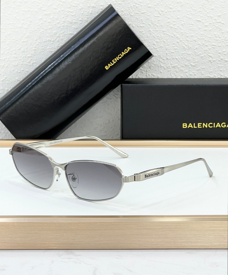 Balenciaga Sunglasses(AAAA)-639