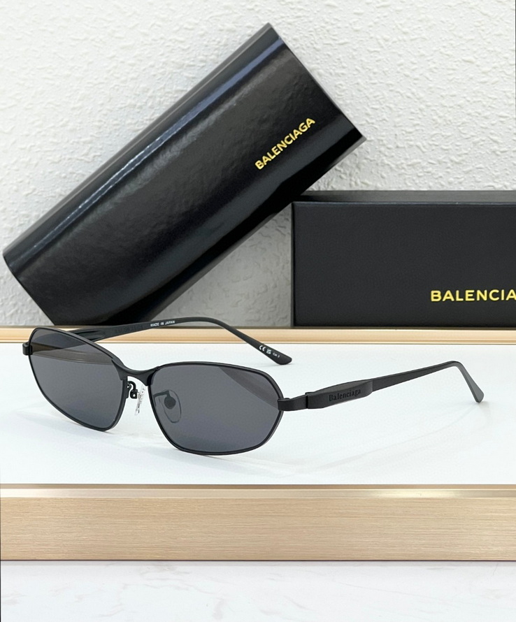 Balenciaga Sunglasses(AAAA)-637