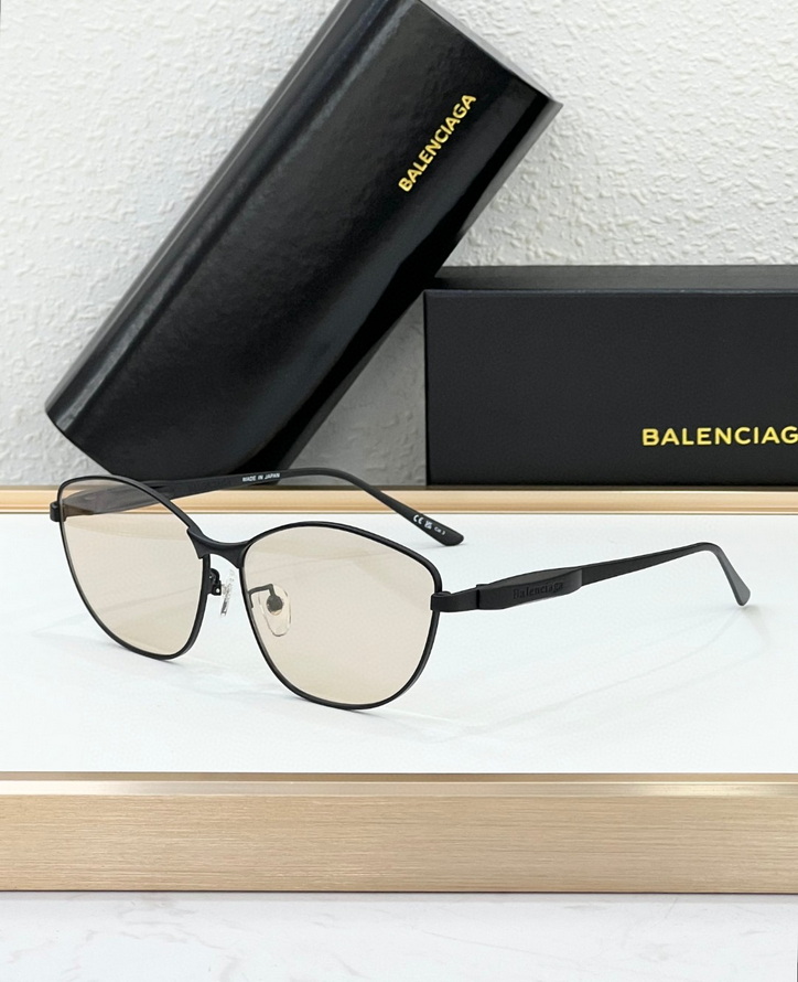Balenciaga Sunglasses(AAAA)-629