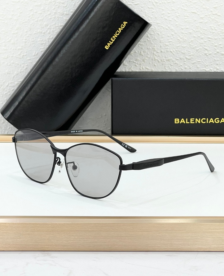 Balenciaga Sunglasses(AAAA)-628